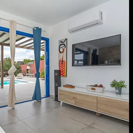 Valentina Private Pool By Pvl Feriehus Playa Blanca (Lanzarote)